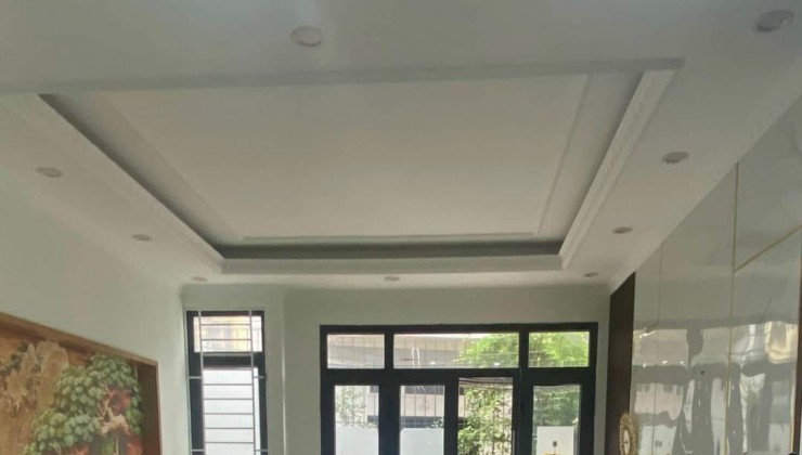 CỰC HIẾM! BÁN NHÀ TRƯƠNG ĐỊNH, TÂN MAI KD, Ô TÔ QUA NHÀ. 36M ×5T HƠN 4 TỶ 0963139980